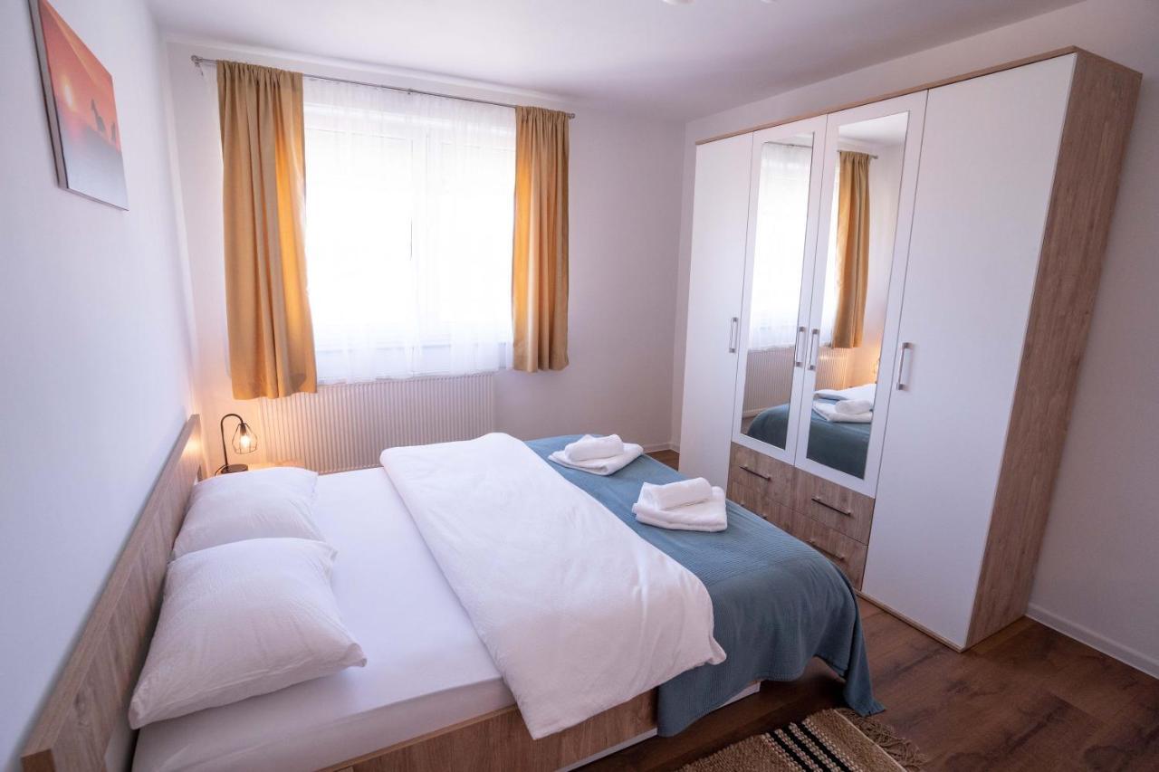 Apartman Niko Лівно Екстер'єр фото
